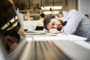 Mindfulness op het werk. Voorkom stress en burnout,. Trainingen en workshops.